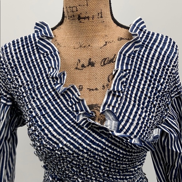 Zara bloggers fave smocked crop top - Picture 4 of 16